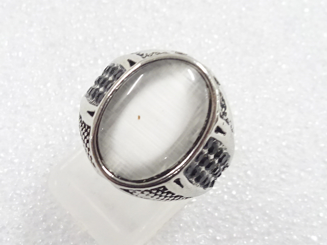 JAPANESE KIMONO / ANTIQUE COLORED STONE RING (SIZE 10)